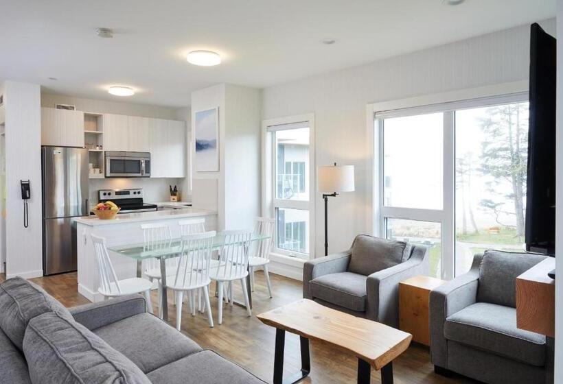 اتاق استاندارد سه تخته با چشم‌انداز باغ, Pacific Sands Beach Resort