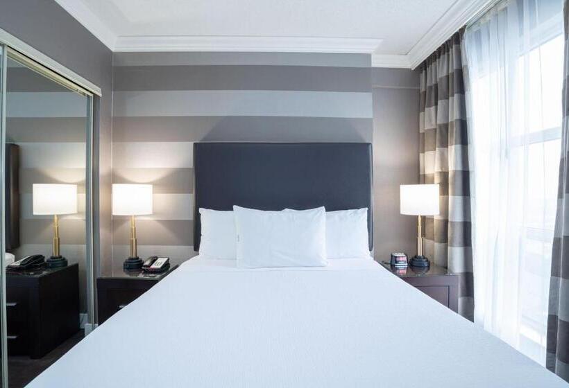 סוויטה, Sandman Signature Mississauga