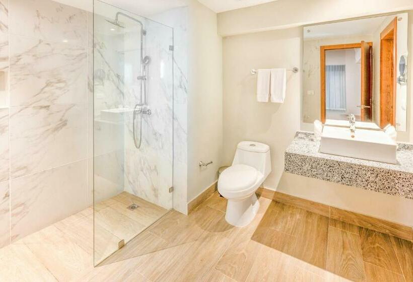 اتاق استاندارد, Coral Costa Caribe Beach Resort   All Inclusive