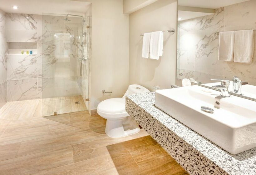 اتاق سوپریور, Coral Costa Caribe Beach Resort   All Inclusive