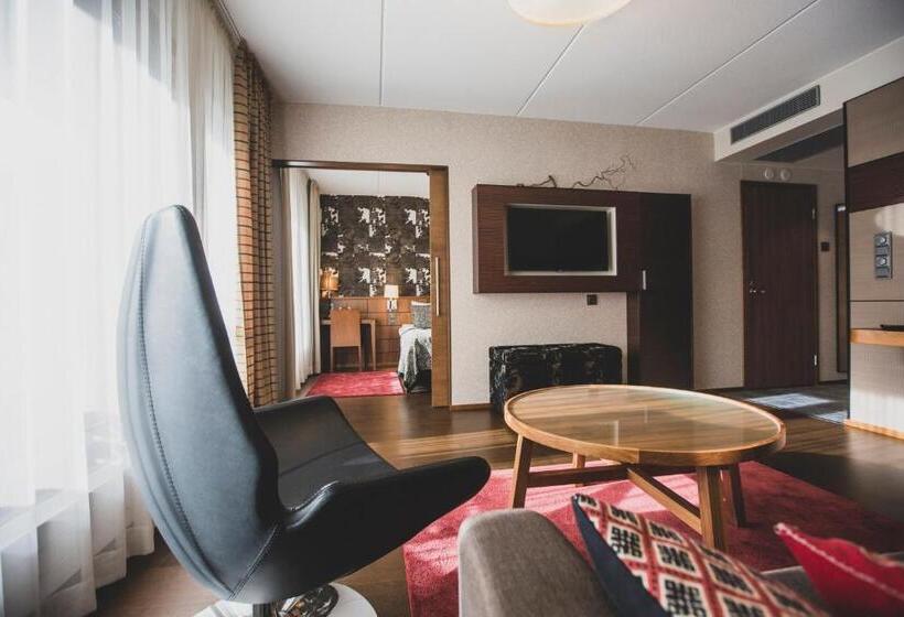 Полулюкс, Levi Hotel Spa