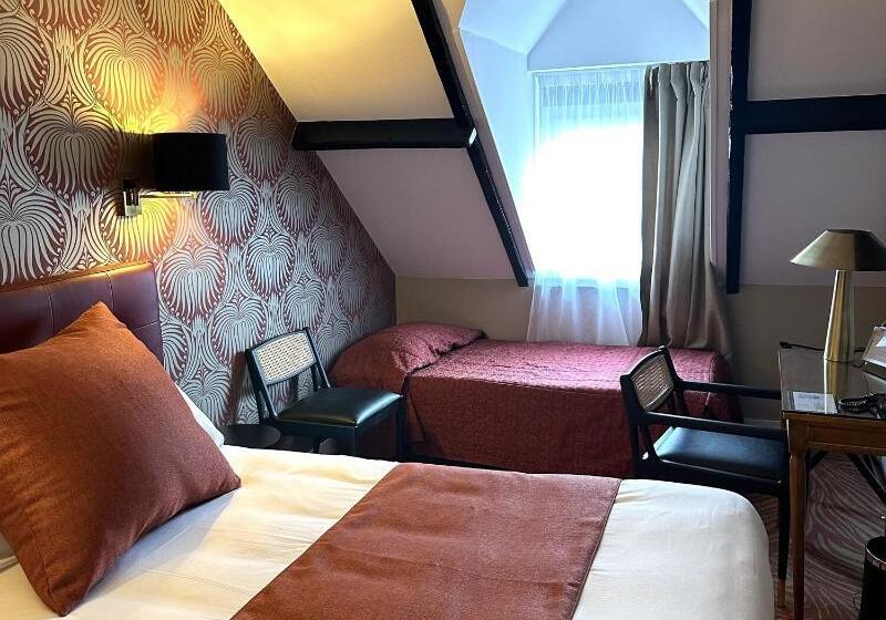 Номер Стандарт Трехместный, Churchill Hotel Bayeux Centre