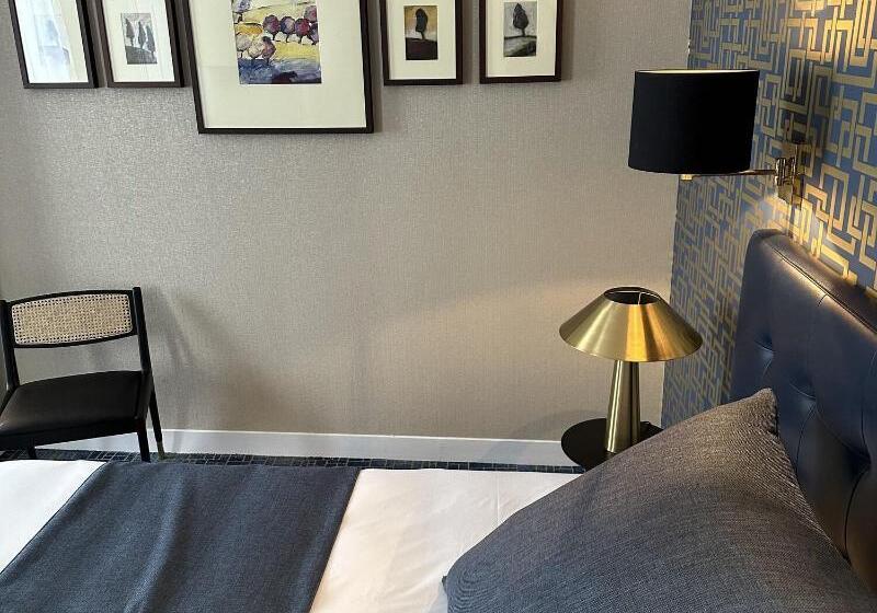 Номер Deluxe, Churchill Hotel Bayeux Centre