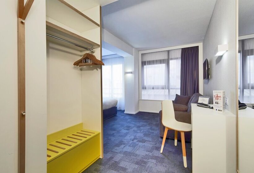 Номер Стандарт, Kyriad Hotel Brest