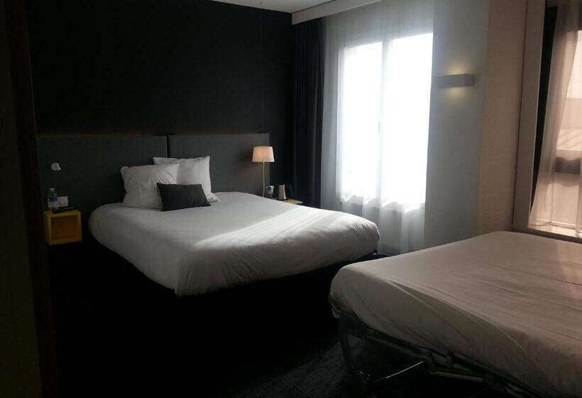 Полулюкс, Kyriad Hotel Brest