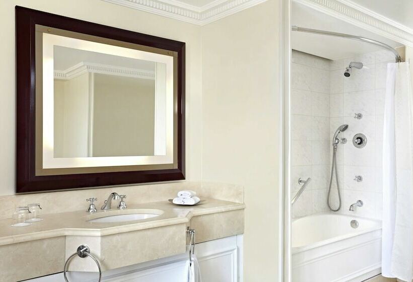 اتاق استاندارد با چشمانداز, The Westin Parisvendome