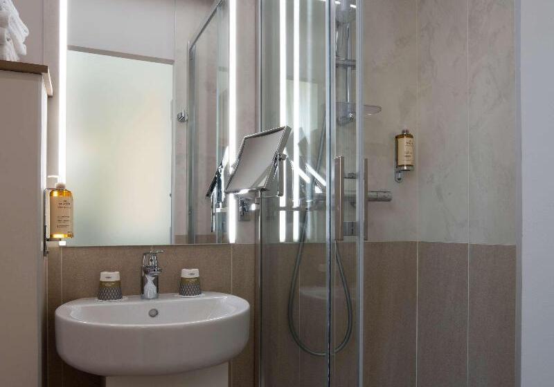 اتاق استاندارد یک نفره, Mercure Paris Opera Lafayette