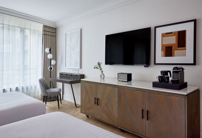 اتاق خانوادگی, Paris Marriott Champs Elysees