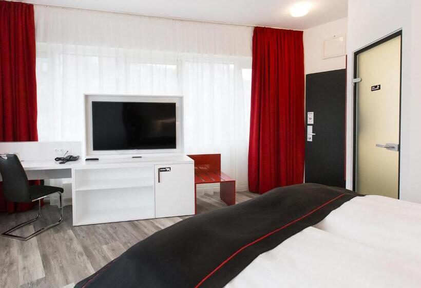 Номер Superior, Dormero Hotel Hannover Langenhagen Airport