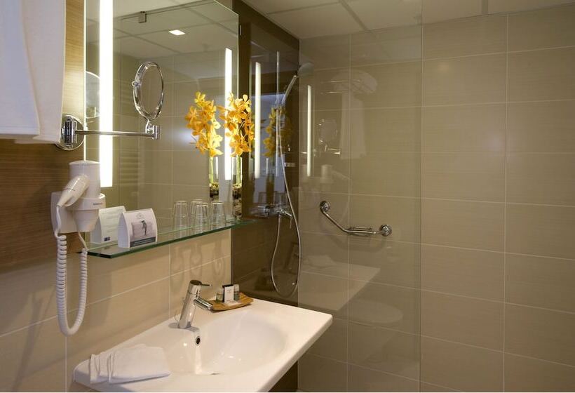 Номер Superior, Expo Tower By Mellow Mood Hotels