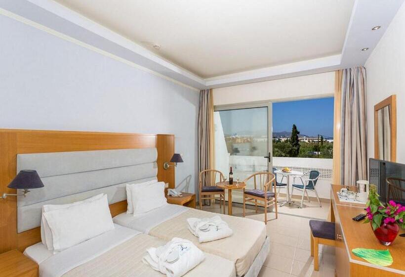 اتاق کلاسیک با چشم‌انداز استخر, Lydia Maris Resort & Spa