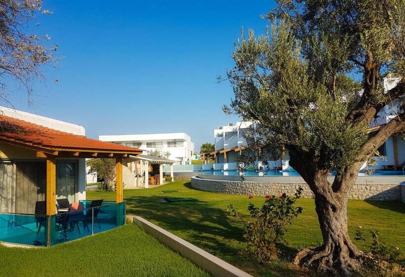 سوئیت خانواده 2 خوابه, Lydia Maris Resort & Spa