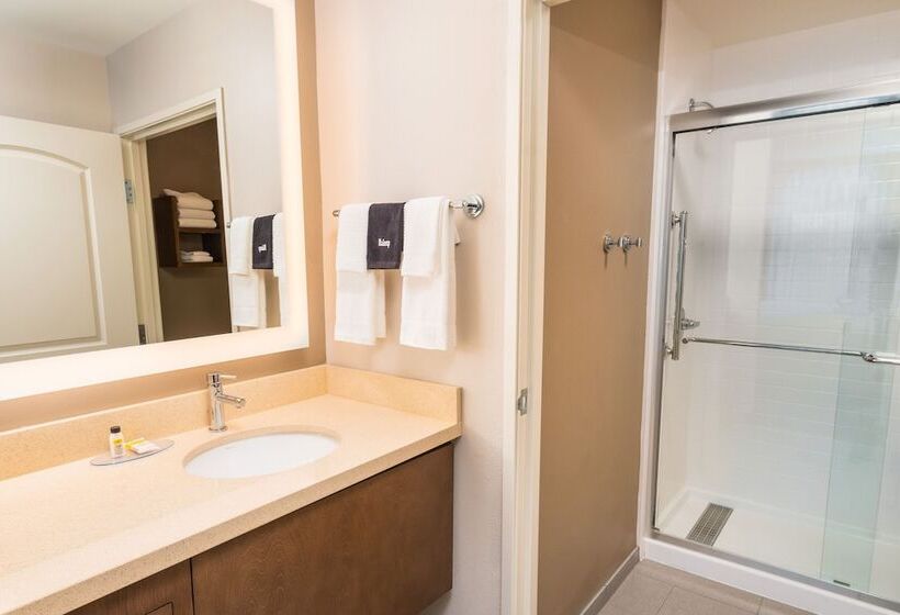 适合残疾人士使用的套间, Staybridge Suites Coeur D Alene, An Ihg