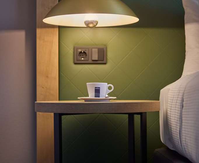 Deluxe Room King Size Bed, Hilton Milan
