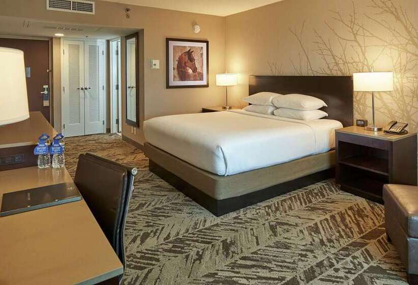 Deluxe Room King Size Bed, Hilton Milan