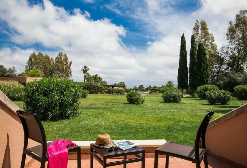 Классический Номер, Is Molas Resort