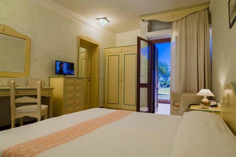 Классический Номер, Is Molas Resort