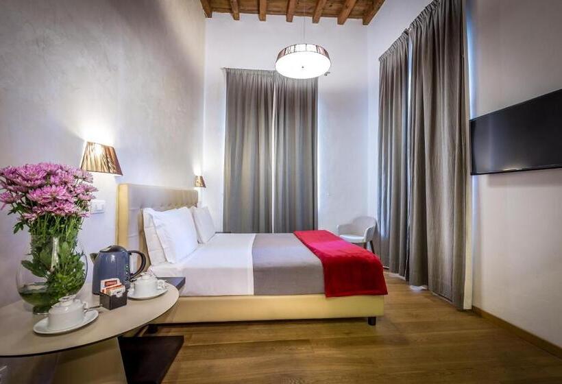 اتاق استاندارد, La Scaletta Al Ponte Vecchio