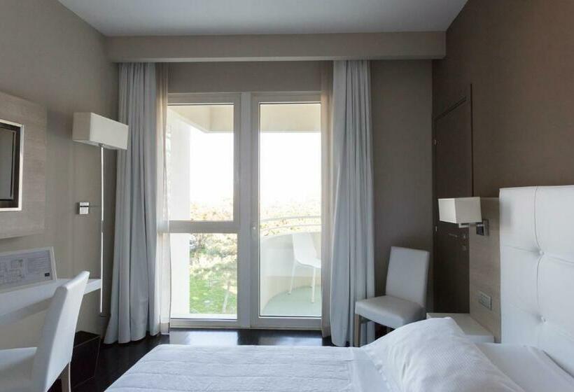 غرفة سوبيريور, Raffaello Hotel & Mooka Restaurant