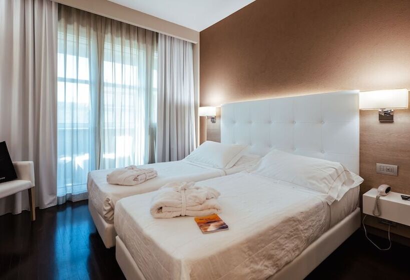 Классический Номер, Raffaello Hotel & Mooka Restaurant