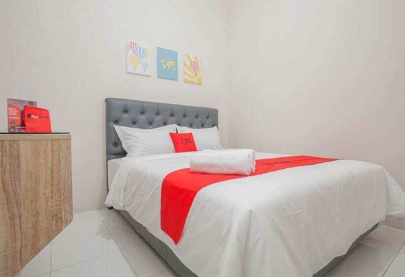 Номер Стандарт, Reddoorz Near Ciputra Golf Surabaya