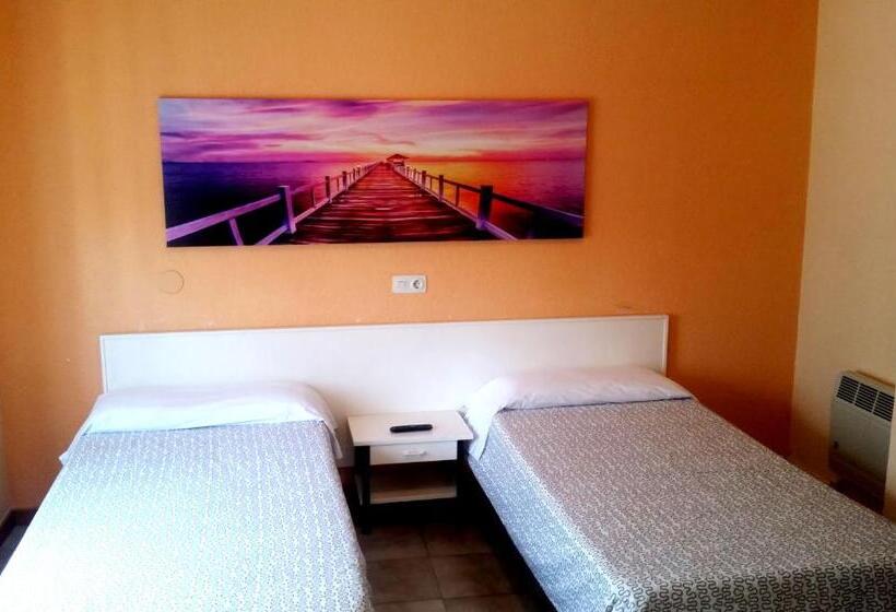 Номер Economy, Hostal Isla Playa