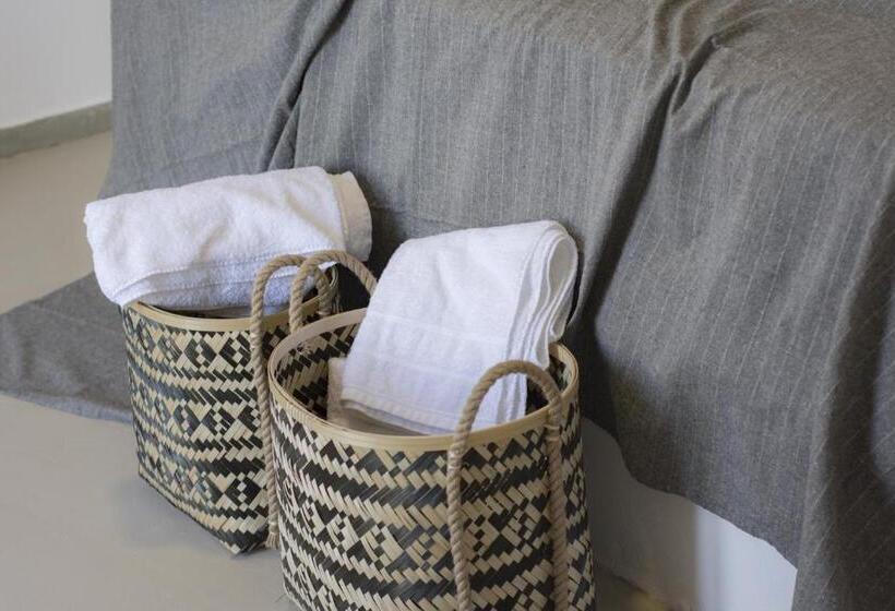 Люкс Повышенной Комфортности, Olive Grove Suites Boutique