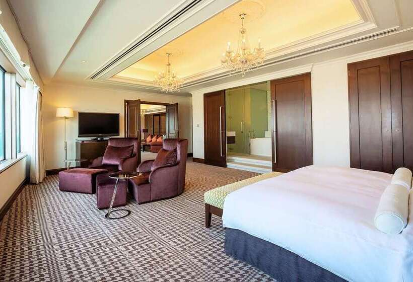 Номер Executive Кровать Кинг, Hilton Fukuoka Sea Hawk