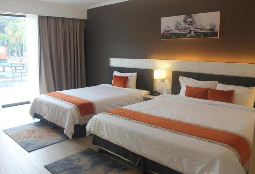 Номер Стандарт Трехместный, Klana Resort Seremban