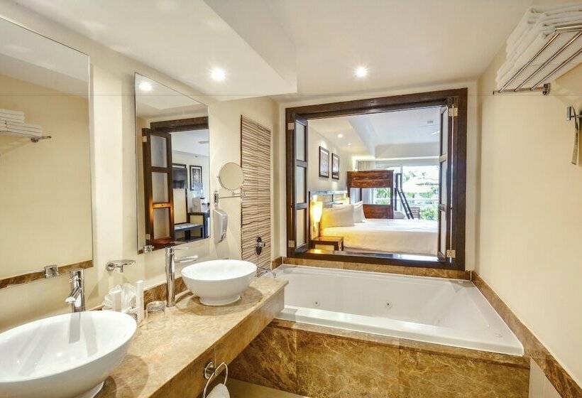 Junior Familien Suite, Sandos Playacar  All Inclusive