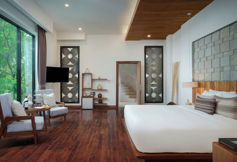 اتاق کلاسیک, Shintana Saya Residence
