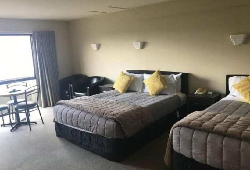 ベーシックワンルーム, Earnslaw Lodge