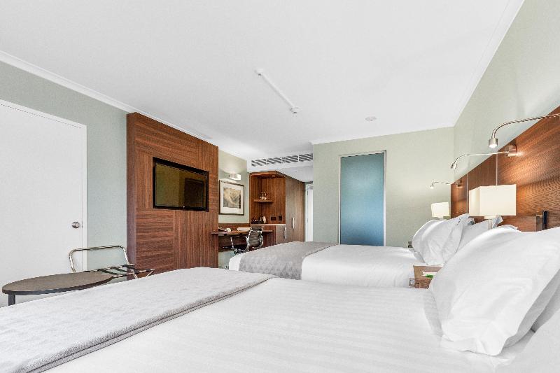 Номер Стандарт Вид на Озеро, Holiday Inn Queenstown Frankton Road, An Ihg