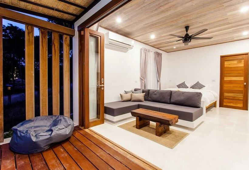 ویلای دلوکس 1 خوابه با چشم‌انداز دریا, The Humble Villas