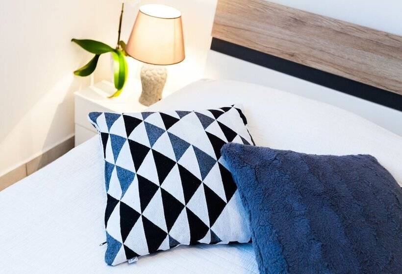 디럭스 룸, Guest House Mara