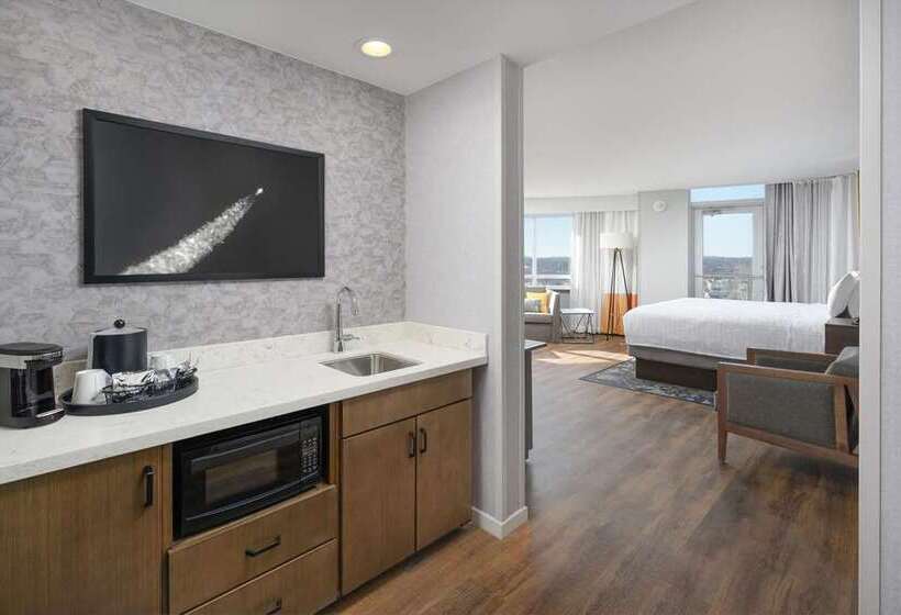스위트 킹사이즈 침대, Home2 Suites By Hilton Jekyll Island