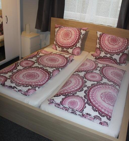 이코노미 룸, Bismarck Hostel öhringen