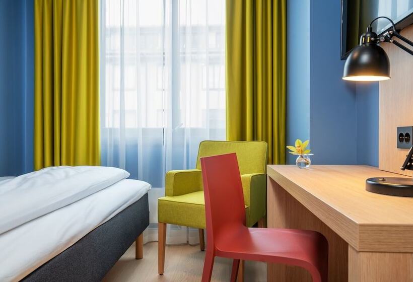 اتاق عادی یک تخته, Thon Hotel Astoria