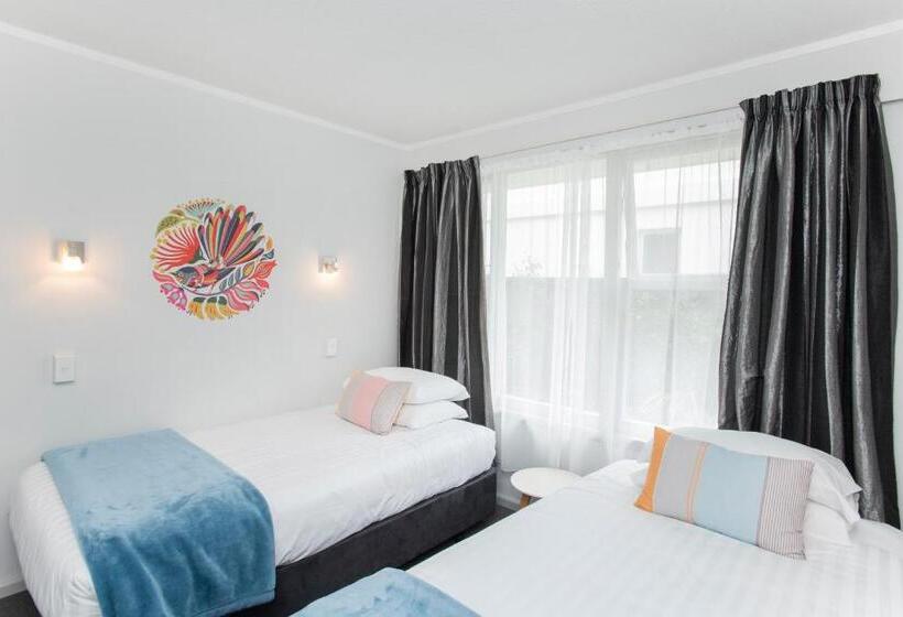Family Suite, Waikanae Beach Motel