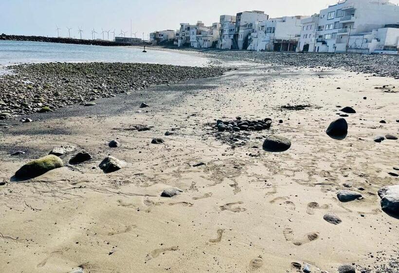 تختخواب در اتاق مشترک, Guesthouse Ca Artù