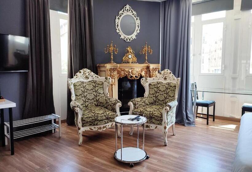 Стандартный Номер Кровать Кинг, Flats Friends Plaza De La Reina