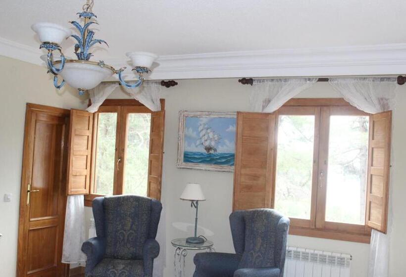 수피리어 룸, Hostal Restaurante Fogón De Gredos