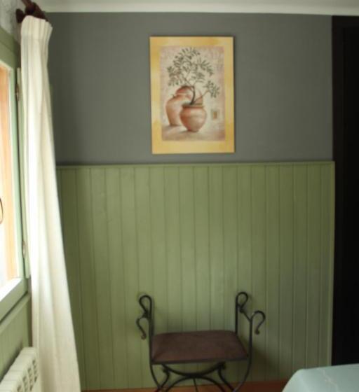 스탠다드 룸, Hostal Restaurante Fogón De Gredos