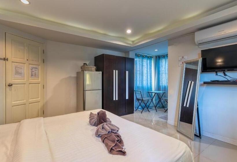 Номер Стандарт с Балконом, Lemon Loft Boutique Room