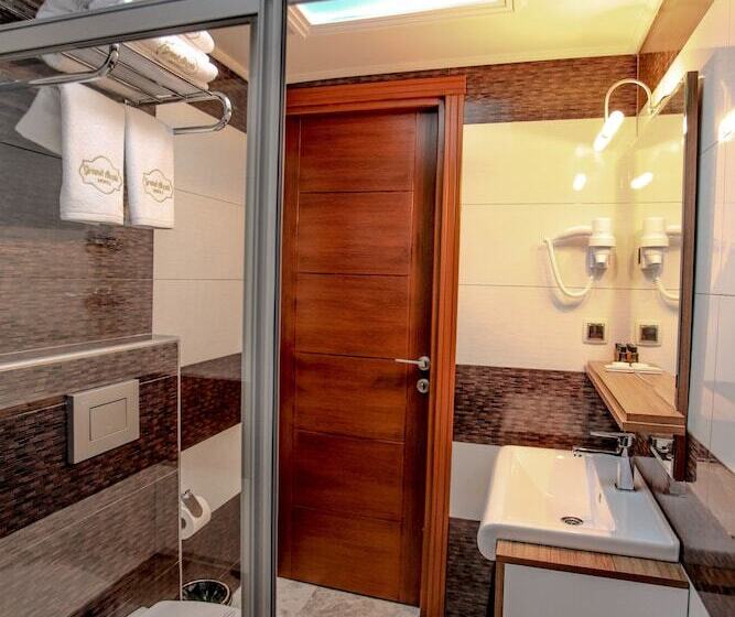 Номер Deluxe, Grand Akçalı Otel