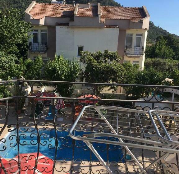 Четырехместный Номер Deluxe, Sunset Apart Otel