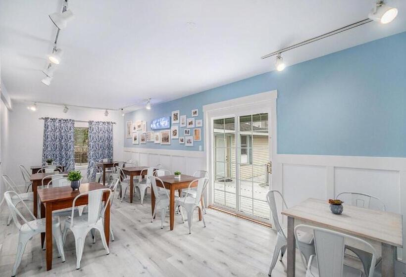 Номер Стандарт, Waters View Inn