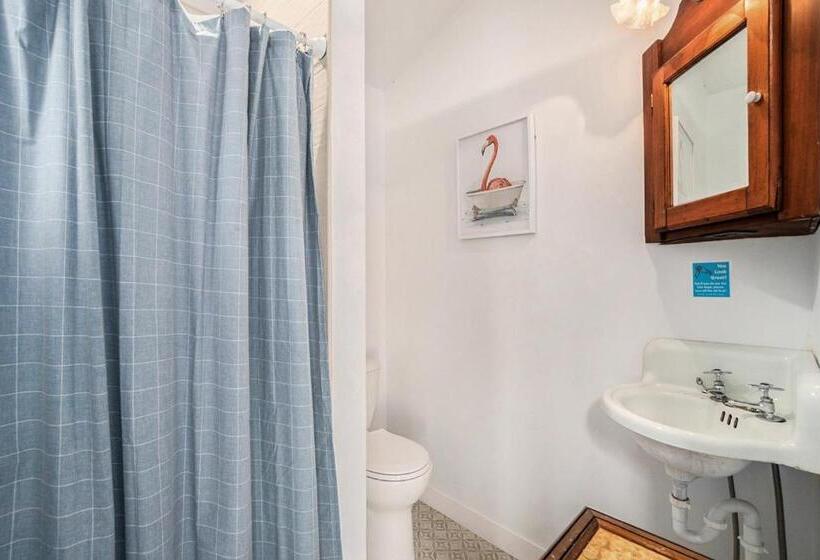 Студия Deluxe, Waters View Inn