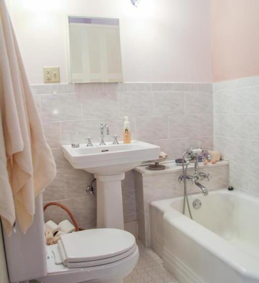 Номер Стандарт, Riverboat Bed & Breakfast