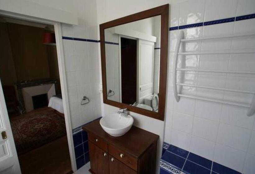 Номер Стандарт, Carcassonne Guest House